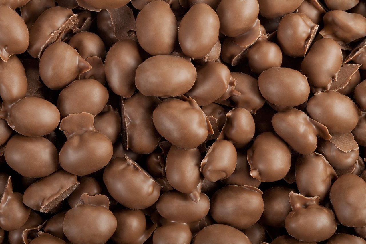 how-to-make-chocolate-covered-peanuts